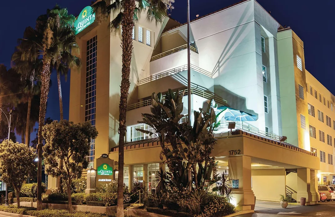 La Quinta By Wyndham Anaheim-1