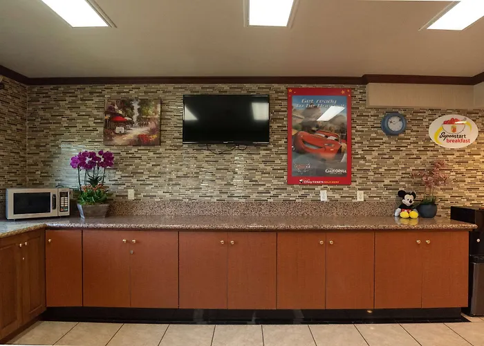 Motels Super 8 By Wyndham Anaheim/Disneyland Drive